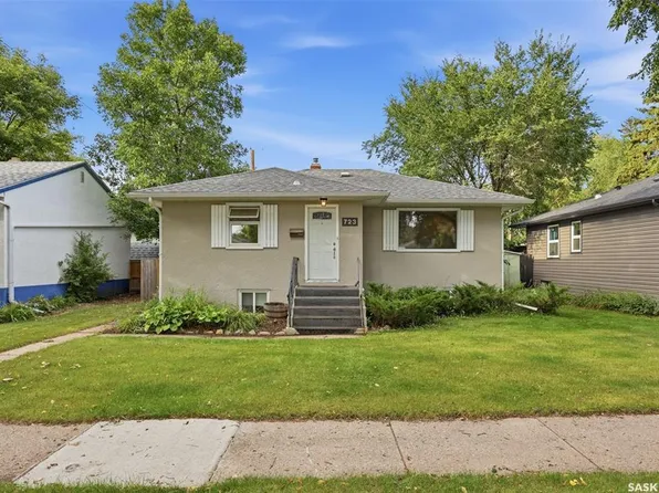 723 4th STREET E, Saskatoon, SK S7H 1K1