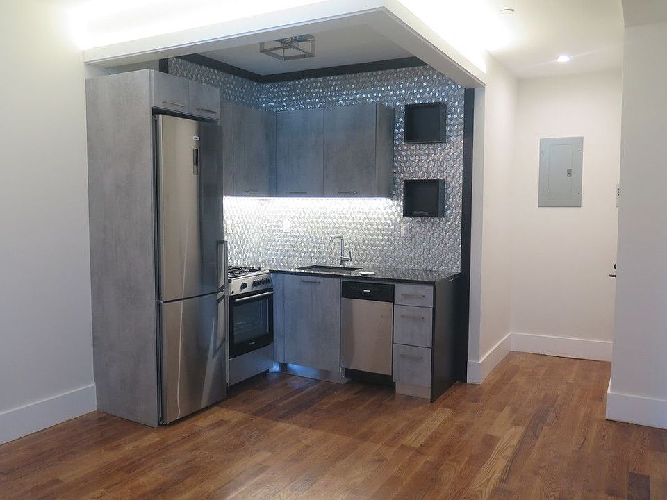 1st image of 675 Marcy Ave APT 6A