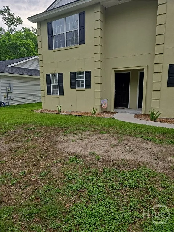 2 bed, 1.5 bath, 1240 sqft, $1,500 — Photo 2