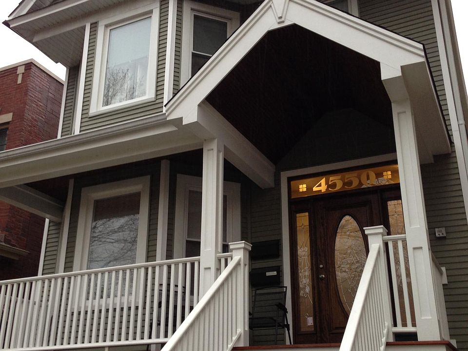 1st image of 4550 N Oakley Ave