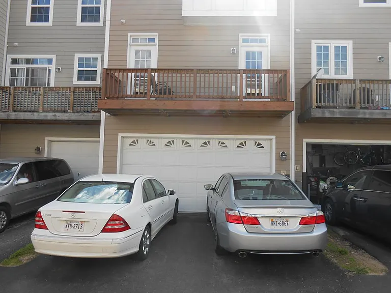 2-Car Garage