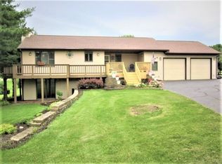 1366 Crestover Ct, Davis, IL 61019