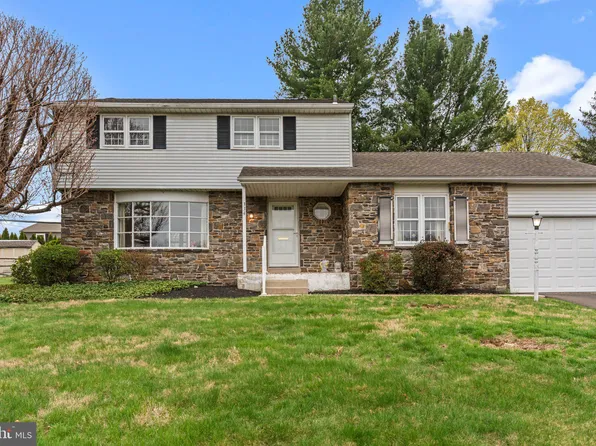 334 Penncrest Dr, Langhorne, PA 19047