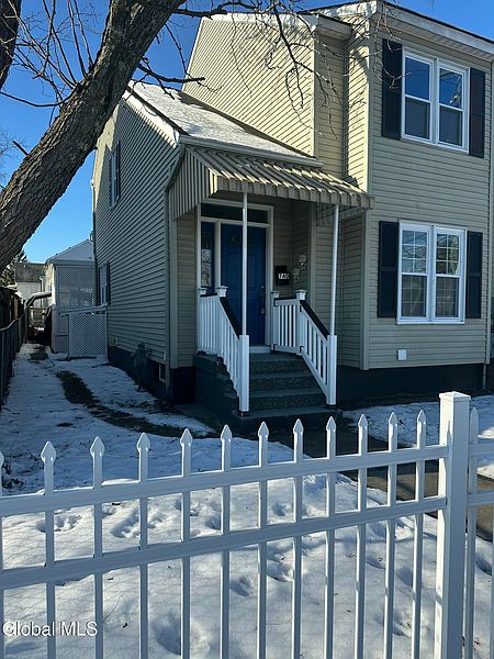 3rd image of 740 Hamilton Street