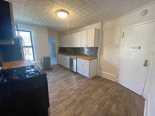 Rented by Swythe, Inc. | media 20