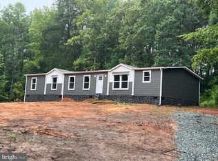1293 Walton Store Rd, Louisa, VA 23093