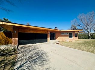 610 E 8th St, Shattuck, OK 73858