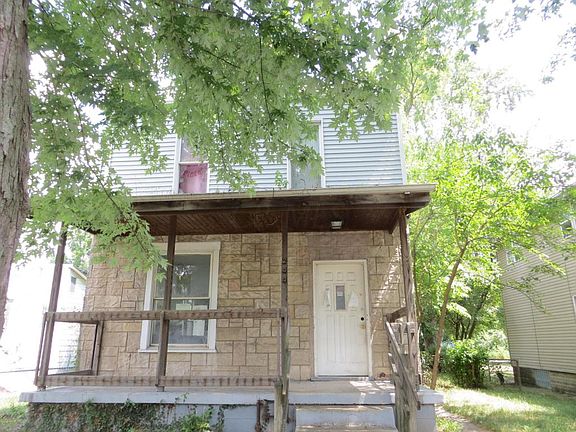 2nd image of 244 Clarendon Ave