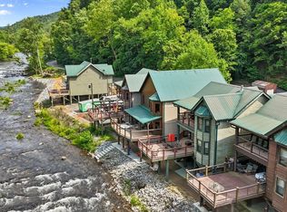 1659 Cherohala Skyway, Tellico Plains, TN 37385