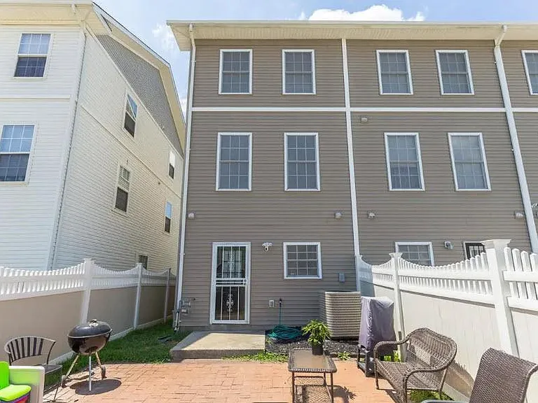 1418 Shippen Ln SE #3 — Photo 38