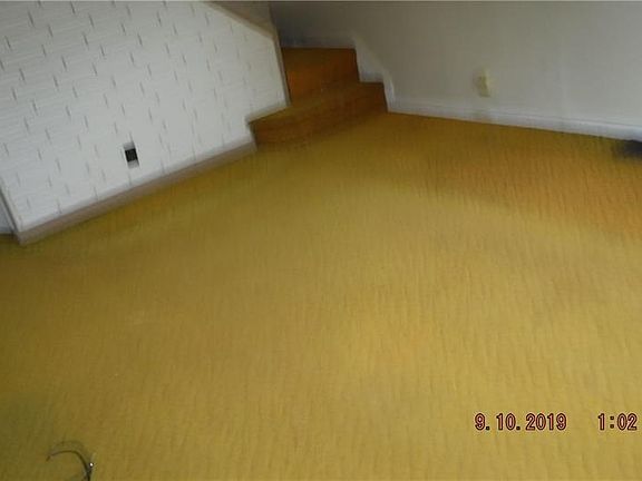 3rd image of 115 Vernon St