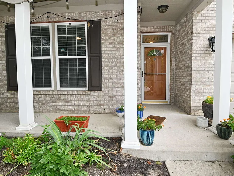 8405 Swift Ct — Photo 3