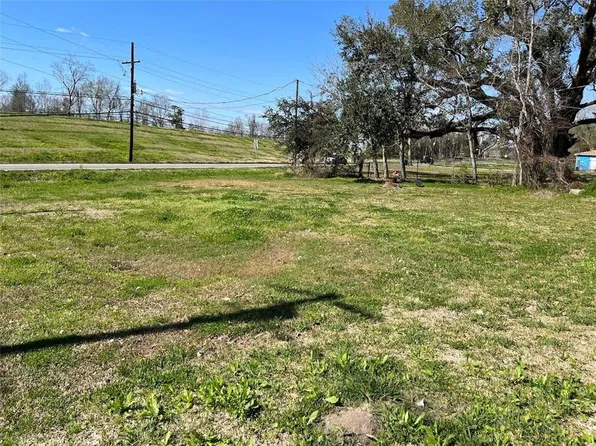 Janice Ln, La Place, LA 70068