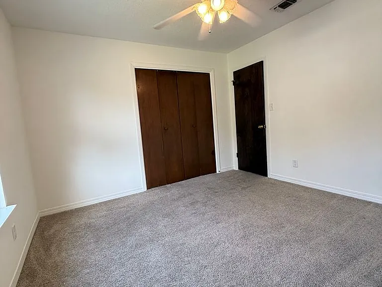 513 Landview St #D — Photo 12