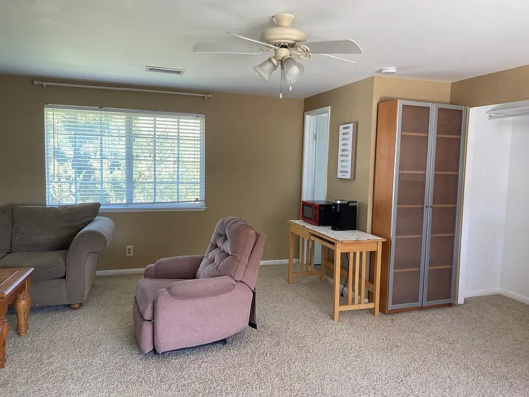 8693 Medford St — Photo 4