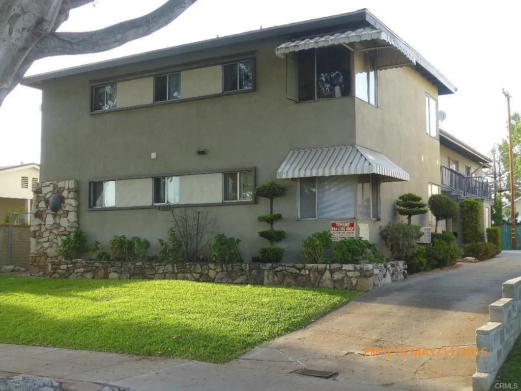 2 bed, 875 sqft, $2,250 — Photo 1
