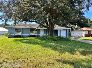 942 Sorrel St NW, Palm Bay, FL 32907