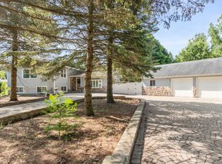 37603 88th St, Burlington, WI 53105