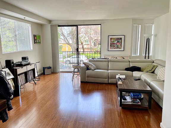 4th image of 1819 Greenfield Ave APT 101
