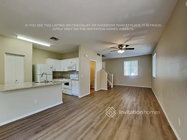 5221 W Fulton St — Photo 4
