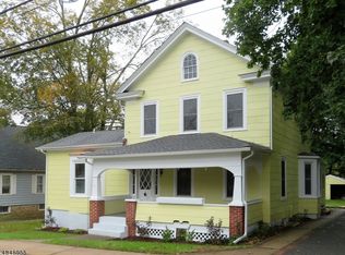 57 Washington Ave, Oxford, NJ 07863