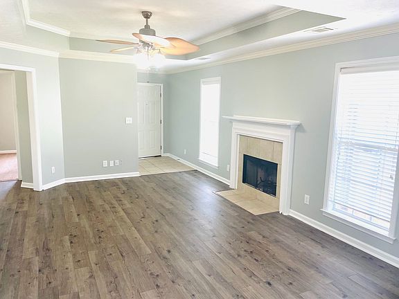 3rd image of 1568 Hallwood Ln