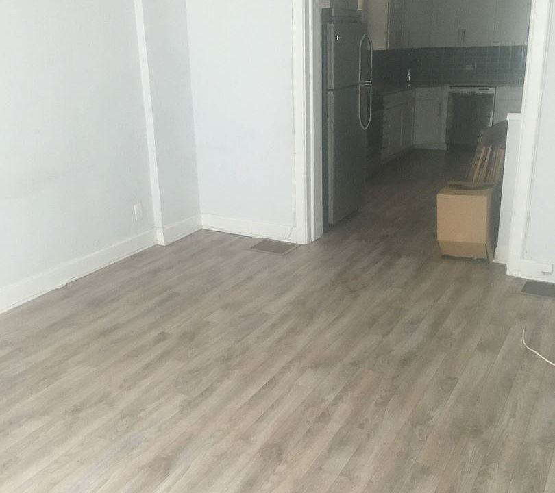 1st image of 950 N Wolcott Ave #1