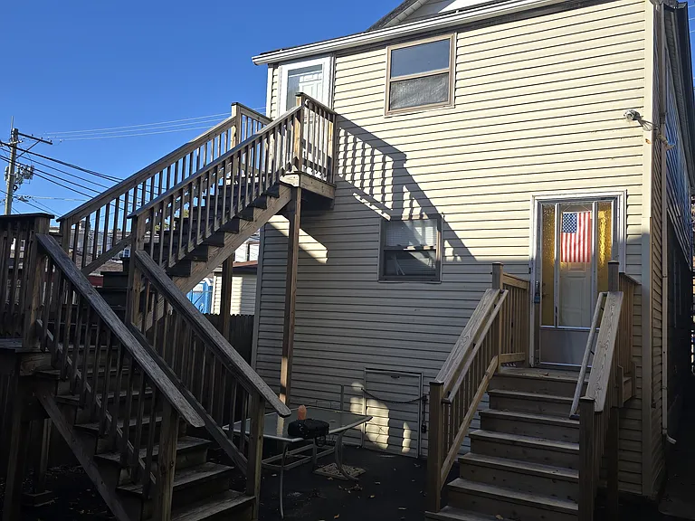 3002 S Wells St #2R — Photo 2