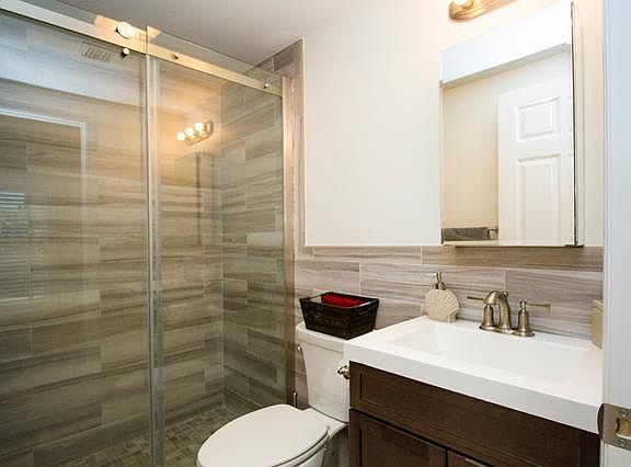 5th image of 407 Wiggins St #2