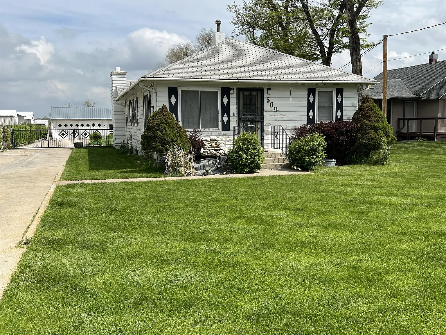 509 East Riverview Avenue - 1 — Photo 1