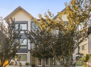 8035 A Mary Ave NW, Seattle, WA 98117