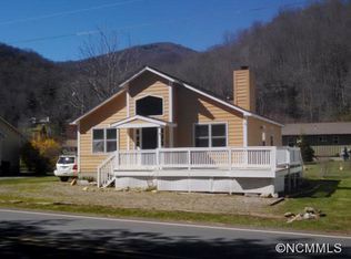 934 Moody Farm Rd, Maggie Valley, NC 28751