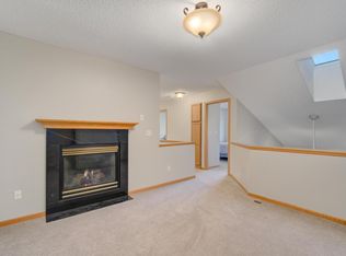 564 Spruce Dr, Hudson, WI 54016