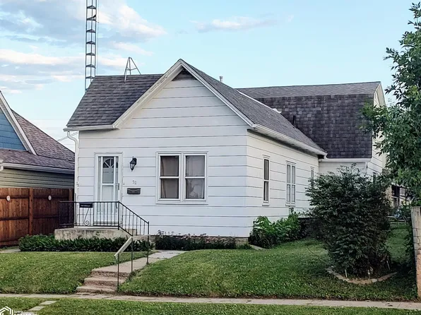 511 Woodbury St, Marshalltown, IA 50158