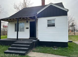 9925 Archdale St, Detroit, MI 48227