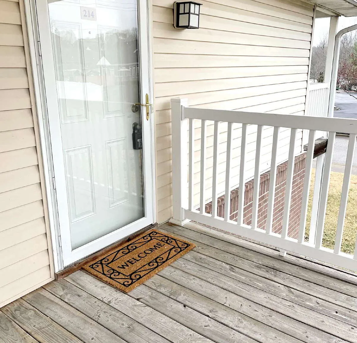 2 bed, 2.0 bath, 904 sqft, $1,250 — Photo 2
