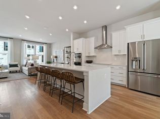 2491 Liberty Loop, Herndon, VA 20171