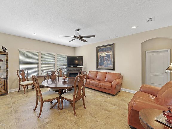 5th image of 2581 Cody Dr