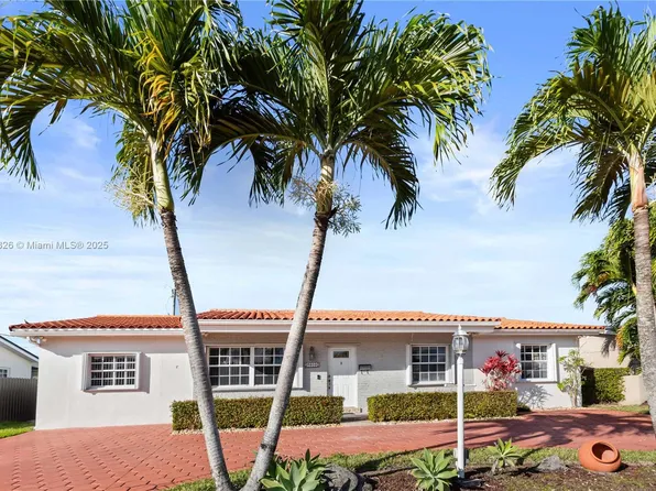 9815 SW 21st St, Miami, FL 33165