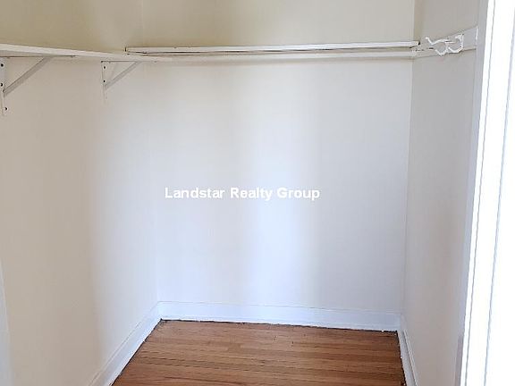 3rd image of 1717 W North Shore Ave APT 3F