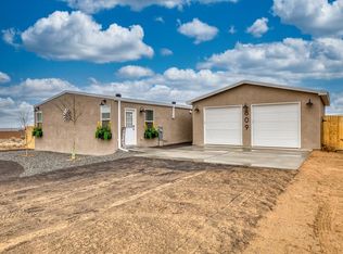 809 1st St NE, Rio Rancho, NM 87124