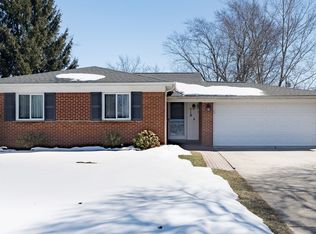 719 Southampton St, Auburn Hills, MI 48326