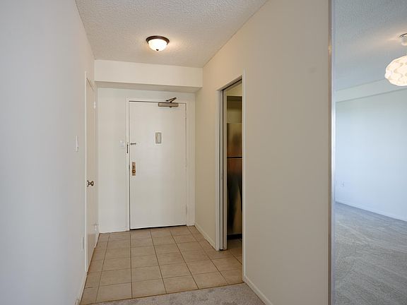 5th image of 3705 S George Mason Dr S #1218
