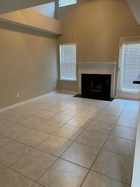 5401 Orleans Avenue — Photo 2