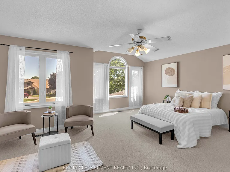 489 Acadia Dr — Photo 20