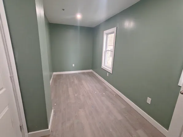 71 W Alpine St #1, Newark, NJ 07108