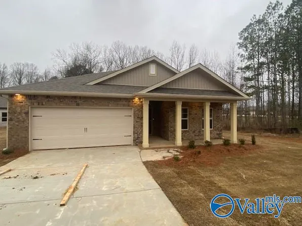14095 New Castle Rd, Athens, AL 35613