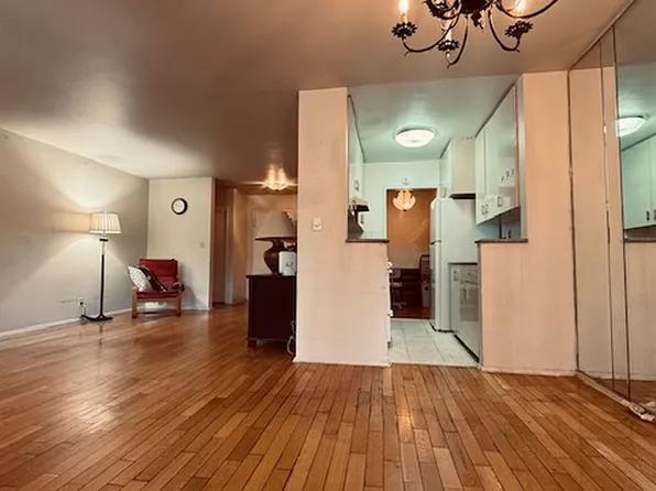 138-10 Franklin Ave #3H, Queens, NY 11355