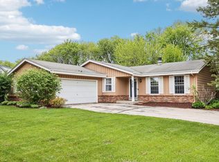 625 S Grandview Blvd, Waukesha, WI 53188