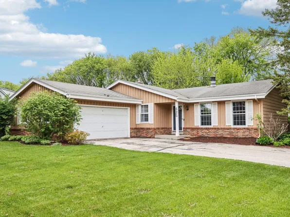 625 South Grandview BOULEVARD, Waukesha, WI 53188